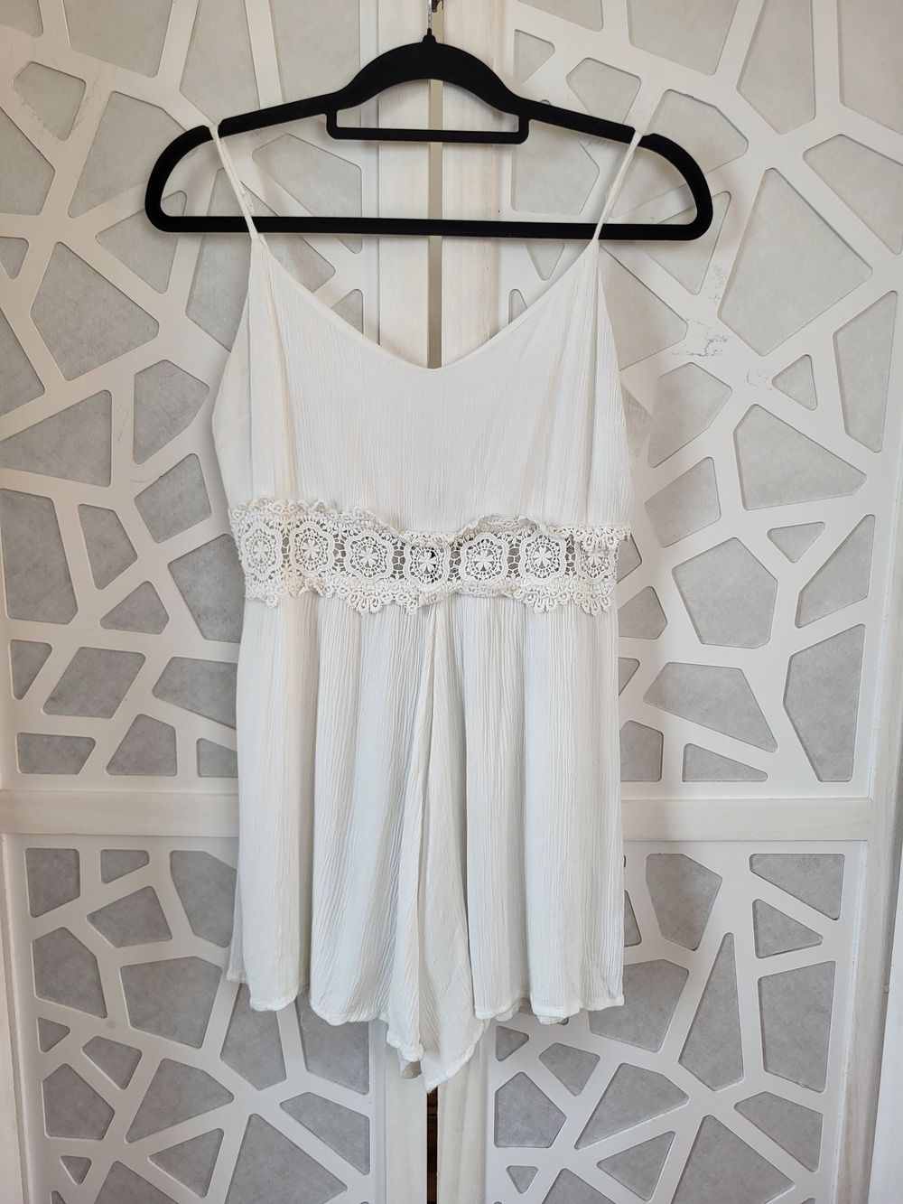 Altar'd State White Lace-Waist Spaghetti Strap Romper